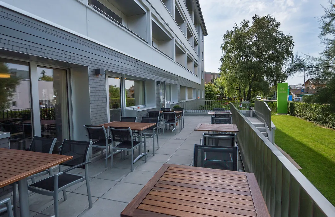 Nyon Hostel-1